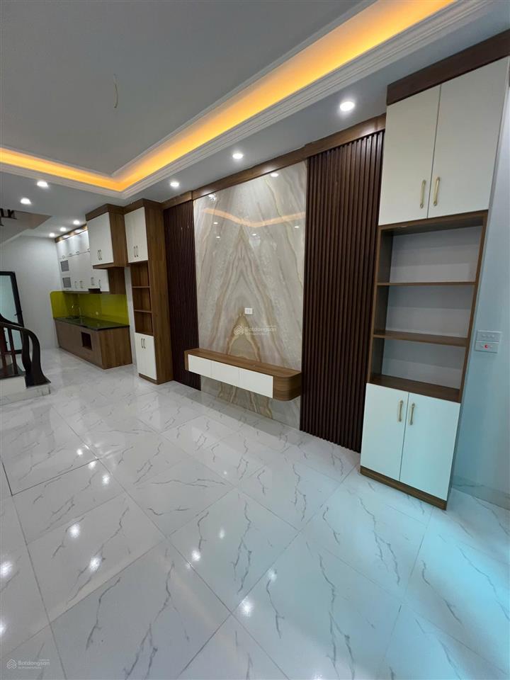 Bán nhà mậu lương 4.5 tầng 33m2 giá 5 tỷ 1 (có thương lượng)