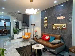 Hạ giá 600tr bán nhà đ.văn chung,p.13,q.tân bình.liền kề sân bay quốc tế tân sơn nhất,sổ hồng riêng