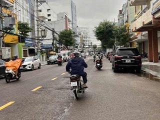 Bán nhà mặt tiền lê hồng phong quy nhơn, trong sổ trên 300m2 ngang 7m hướng đông, gần biển quy nhơn