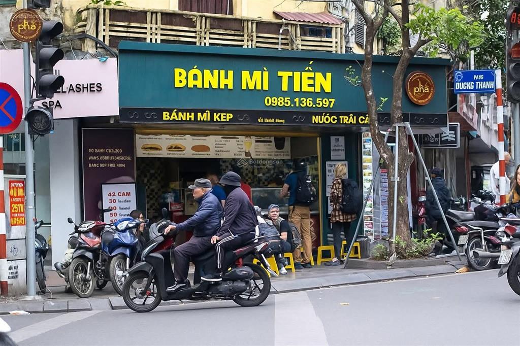 Siêu đẹp! cho thuê mbkd phố hàng đường, dt 50m2, mt 4m. giá 70tr/tháng