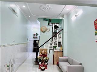 Cho thuê nr 62m2 tại lê thúc hoạch, q.tân phú, giá cực chất 11 triệu