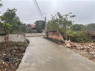 Lô góc 2 mt 1344m2 có 1230m2 thổ cư sẵn chia 12 lô