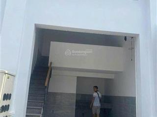 Chủ gửi căn shophouse kinh doanh buôn bán được ngay  nằm đối diện chợ