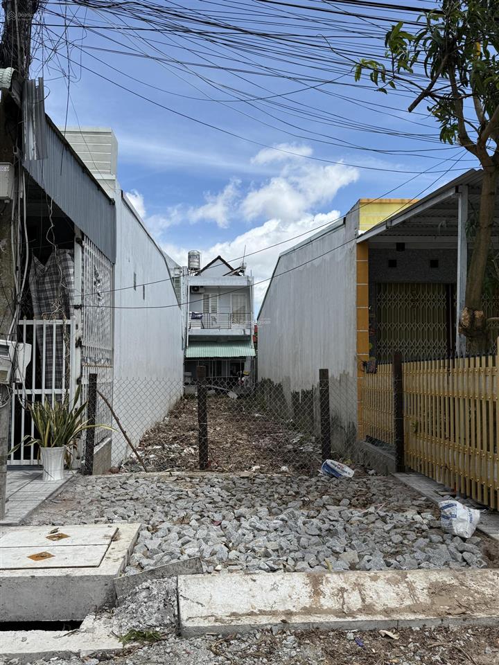 Bán đất tại đường triệu thị trinh khóm bình khánh 3, bình đức long xuyên an giang