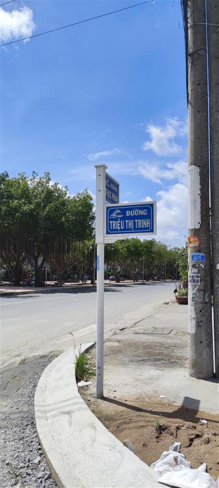 Bán đất tại đường triệu thị trinh khóm bình khánh 3, bình đức long xuyên an giang