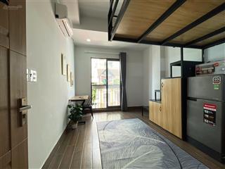 Phòng có gác cửa sổ lớn thoáng mát view đẹp, 32m2 gần nhiều trường đại học tại ung văn khiêm, bt