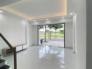 Cho thuê nhà nguyên căn suncasa central view công viên . 5 phòng ngủ full nội thất chỉ 18tr/ tháng