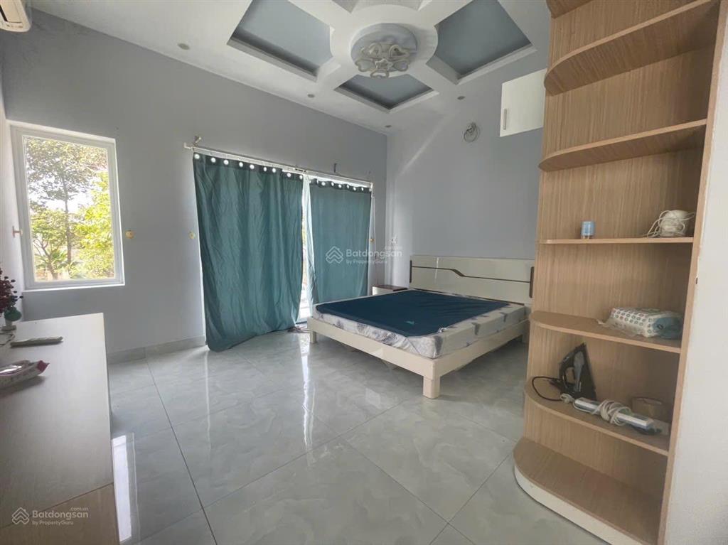 Bán bt 5pn, 4wc, 230m2 ở quốc lộ 13, hiệp bình phước, 16 tỷ giá ưu đãi