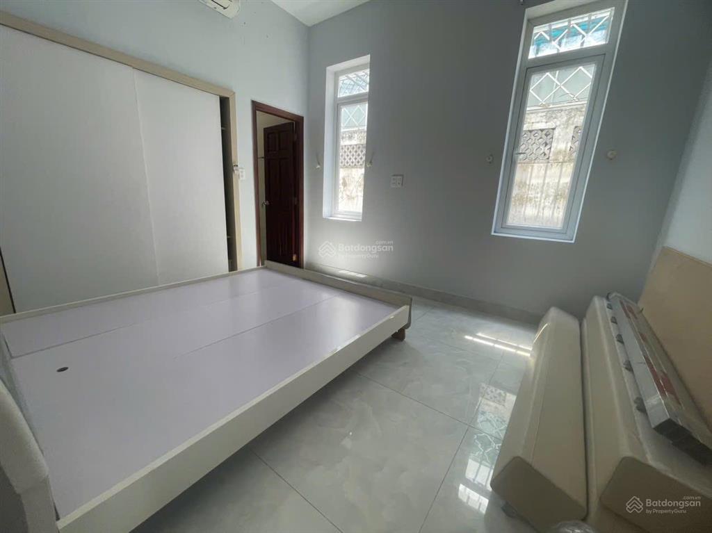 Bán bt 5pn, 4wc, 230m2 ở quốc lộ 13, hiệp bình phước, 16 tỷ giá ưu đãi