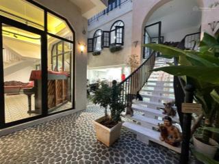 Bán biệt thự đường trương quốc dung p10 phú nhuận. 230m2. giá 65 tỷ