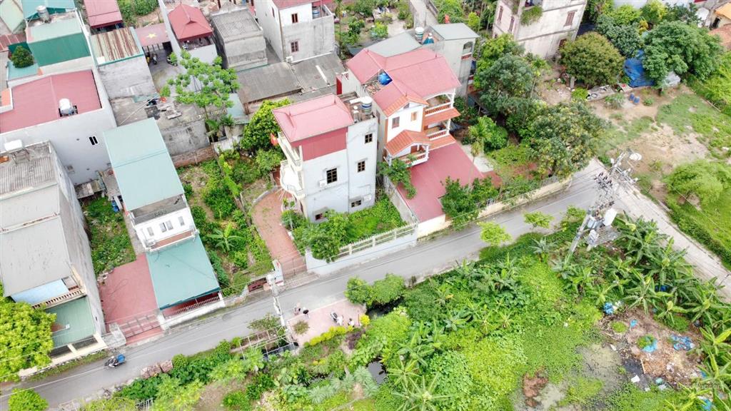 Bán lô đất đẹp 62m lệ chi, gia lâm đường ô tô tránh, vỉa hè 2.5m