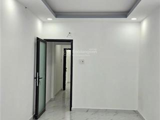 Bán nhà q.5 nguyễn trãi xây mới 3 tầng  hoàn công chuẩn  sổ vuông vức .