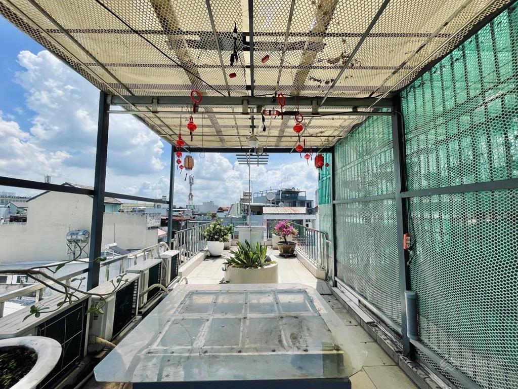 55m2 . 5pn lớn tân bình ngay ngã 4 bảy hiền  hoàng văn thụ . sổ đẹp pháp lý chuẩn giao dịch ngay .