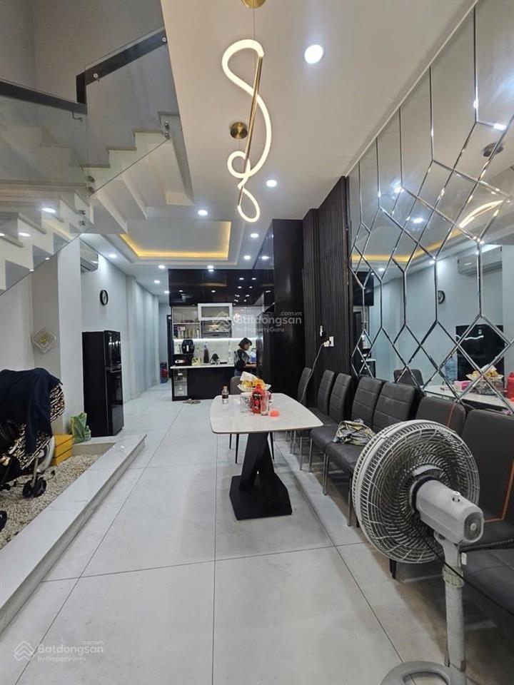 Âu cơ 105m2 ô tô thông trần văn quang  nội thất nhập khẩu tặng lại cho khách thiện chí 11,5 tỷ .