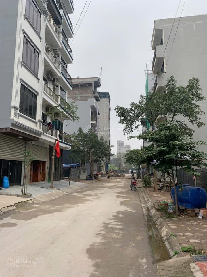 Chính chủ cần bán đất dịch vụ khu xê nam ninh phường phú lương, dt 50m2, phân lô vỉa hè