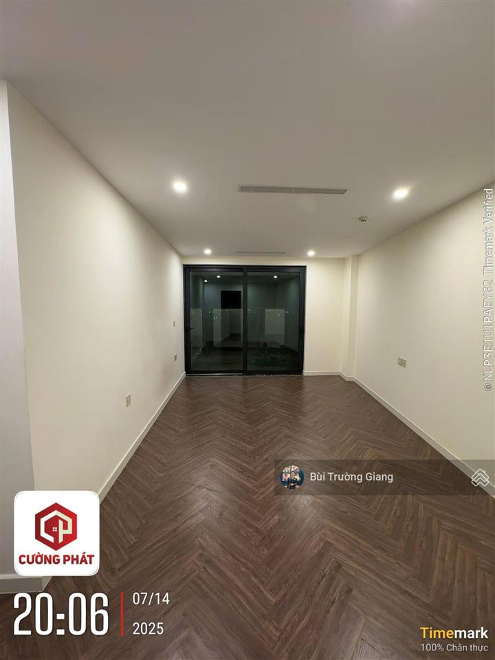 Cho thuê căn hộ 2pn 2wc  122m2  giá hợp lí 16tr miễn phí quản lí, view thoáng