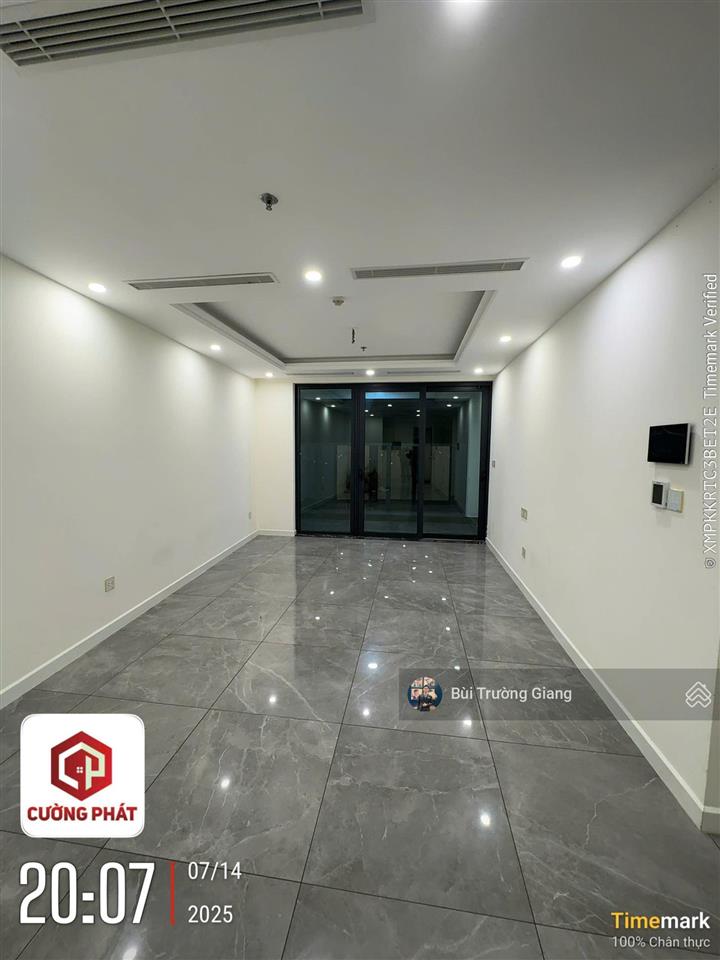 Cho thuê căn hộ 2pn 2wc  122m2  giá hợp lí 16tr miễn phí quản lí, view thoáng