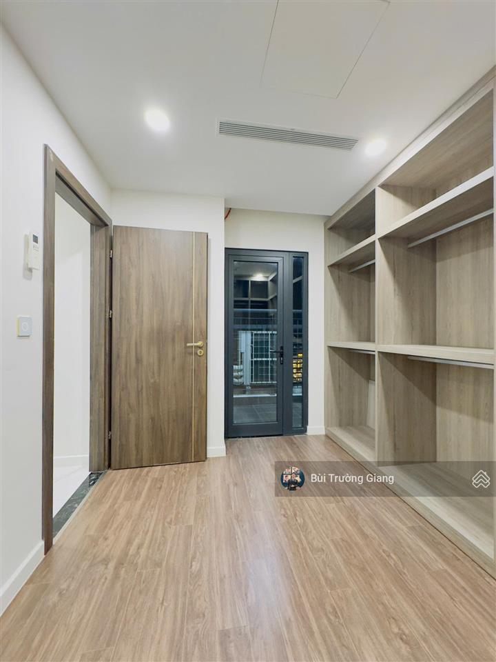 Bán vpđn toà mới s4 sunshine sky city căn góc 2pn, 2wc, 77m2, giá 5tỷ all in