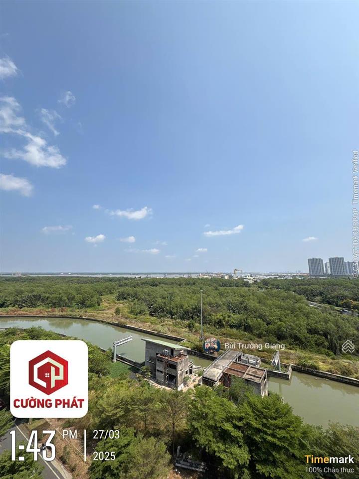 Cho thuê căn hộ 2pn + 1 kho, 138m2, giá tốt 17tr/th miễn phí quản lý, đặc biệt view trọn pháo bông