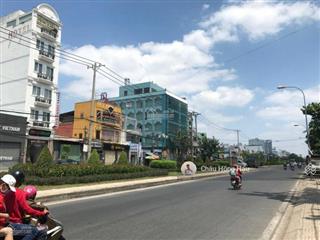 Chính chủ bán gấp mặt tiền phạm văn đồng, p1. dt 6.6x11m, nhà 2 lầu hđt 50tr/th. giá 11,9 tỷ