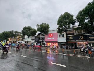 Shop thời trang mặt tiền quang trung, p10 dt ngang 4.8m cực đẹp, nhà 3 tầng, hđt 25tr, giá chỉ 7 tỷ
