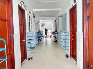 Chính chủ bán gấp chdv nguyễn cửu vân 3 tầng, dt 8x18m, hđt 50tr/tháng, giá chỉ 23 tỷ tl