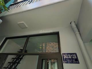 Bán nhà 4*4 trệt & 1 lầu (2 nhà vệ sinh) khu an ninh, gần chợ bình trị đông