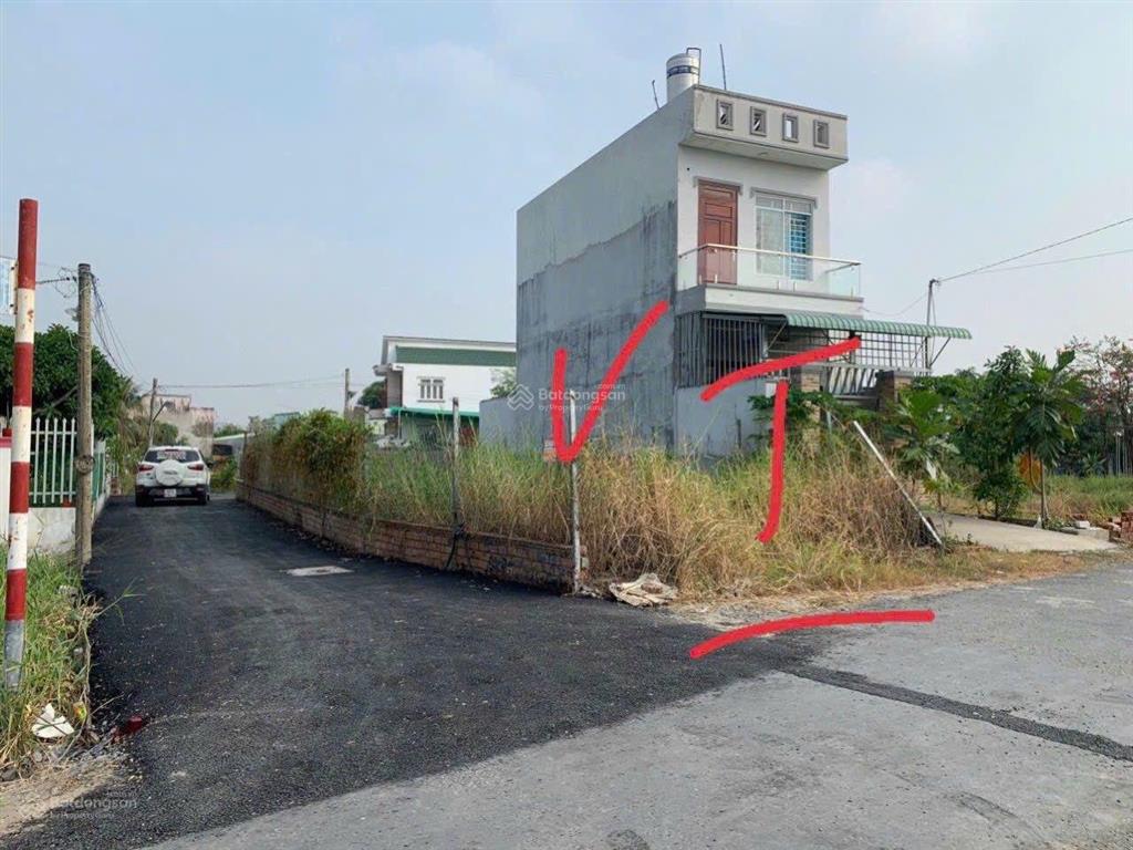 Đất thổ cư mặt tiền đường nhựa xã hưng long cần bán gấp