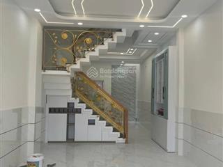 Nhà bình tân nội thất xịn 2 tầng55m2hẻm 6mngay hương lộ 2 gần trường học bện viện ngã tư bốn xã