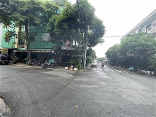 Khu phân lô tên lửa  lô góc lộ lớn sầm uất  nhà 4 tầng 5*20m  ở và kinh doanh