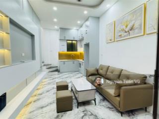 Bán nhà trần thái tông, cầu giấy, 32m2x 5 tầng, ngõ thông các ngả, gần chợ kinh doanh, chỉ 7.5 tỷ