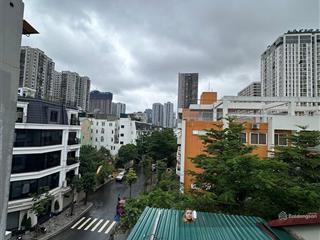 Nguyễn trãi, chủ cần bán gấp, hạ chào 3 tỷ căn nhà 80m2, ô tô đỗ cửa, cạnh trường đại học