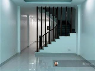 Hạ chào 14.8 tỷ, nhà nguyễn ngọc vũ, cầu giấy, nhà mới, ngõ thông, gần chợ kinh doanh, 60m2x4 tầng