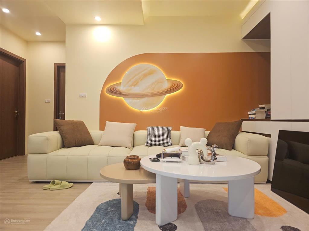 Cần tiền bay gấp căn 2pn giá 4,6tỷ cc hateco hoàng mai, 65m2 ban công đn full nội thất xịn đẹp