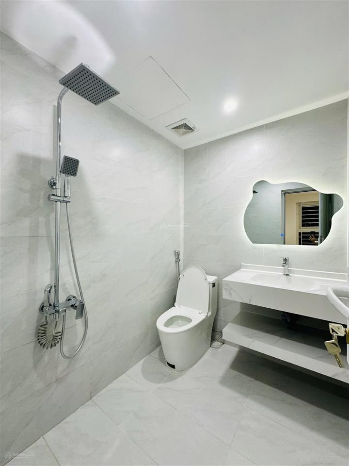 Căn góc 5,55 tỷ, 70m2, 2pn, 2wc căn rice city full mới, tầng trung, sổ cầm tay, đủ nội thất