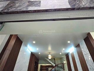 Bán nhà quan hoa cầu giấy, 75m2, 4 ngủ đủ công năng, mới đẹp chắc chắn, mt rộng 5m, kinh doanh tốt
