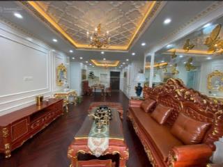 Bán chung cư cầu giấy center point 110 cầu giấy 180m2 4n4w 18 tỷ tặng nội thất cao cấp 4 tỷ, sổ đỏ