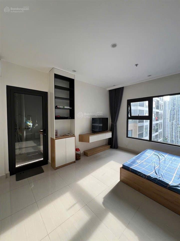 Bán căn hộ chung cư vinhomes smart city mễ trì 35m studio 1 ngủ, sổ đỏ, full nt điện tử nhỉnh 2 tỷ