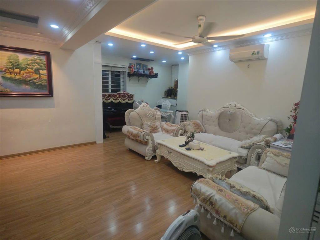 Bán chung cư b11 nam trung yên 115m 3 ngủ 2w sổ đỏ nhỉnh 7 tỷ full đồ đẹp ở ngay 0915 394 *** e kim a