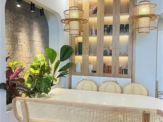Cần tiền bán gấp chung cư ct8 the emerald mỹ đình 2n2w full nội thất như hình sổ đỏ nhỉnh 7 tỷ