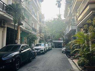 Cực kỳ hiếm! phân lô giang văn minh, ba đình  1 nhà ra mặt phố  cách lăng bác 100m  gara ô tô