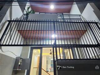 Chú dũng lớn tuổi cần bán gấp nhà shr tại lò gốm, quận 6giá 2tỷ370 (không thương lượng)