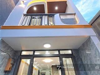 Cô nương cần bán gấp nhà riêng trương đình hội, quận 8 (46m2). giá 2tỷ060 (không tl)