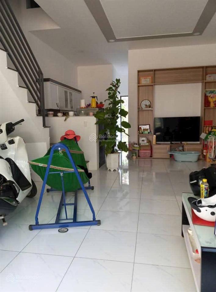 Bán gấp nhà đ. hồ văn tắng, xã tpt, dân cư đông. 2pn, giá bán 2 tỷ 800, còn thương lượng