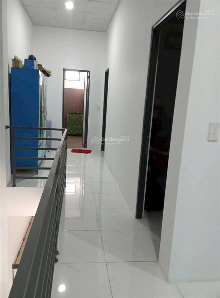 Bán gấp nhà đ. hồ văn tắng, xã tpt, dân cư đông. 2pn, giá bán 2 tỷ 800, còn thương lượng