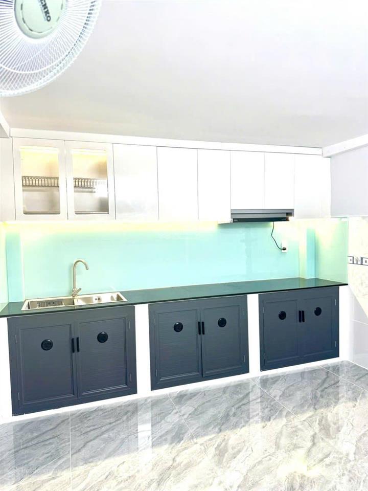 Bán gấp nhà 2pn đường suối lội, xã tân thông hội. dt 86m2, nhà xây kiêng cố, shr, giá 2 tỷ 5.