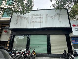 Trần khát chân  cho thuê mặt bằng kinh doanh dt 200m2, mặt tiền 10m, giá thuê 150tr, thông sàn