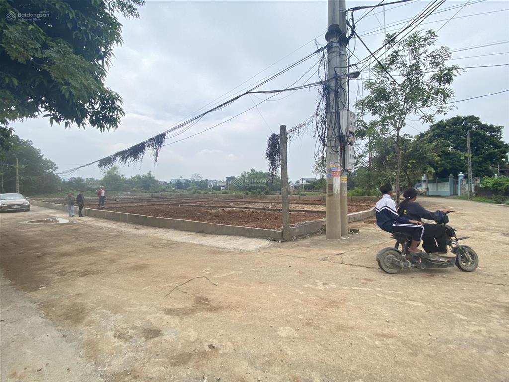 Đất phân lô full ont tân tiếnxuân mai 85m2 đường 10m ô tô tránh đường thông cách trục chính 200m2