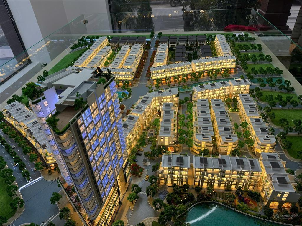 Chính chủ bán biệt thự sân vườn 2 mặt tiền tại dự án vaquarius văn giang giá tốt nhất thị trường