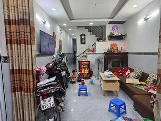 Về quê bán nhà nguyễn gia trí, q. bình thạnh, dt 52m2, giá 2 tỷ 160